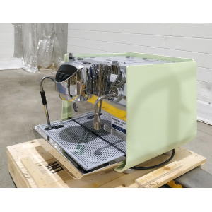 Кофемашина-автомат, 1 группа, мультибойлерная, мятная матовая, 220V (Новое, после выставок)
